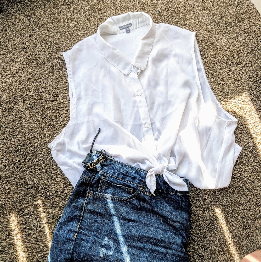 Lightweight White Crop Top